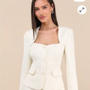 Lulu’s Hulda Ivory Textured Button-Front Long Sleeve Blazer